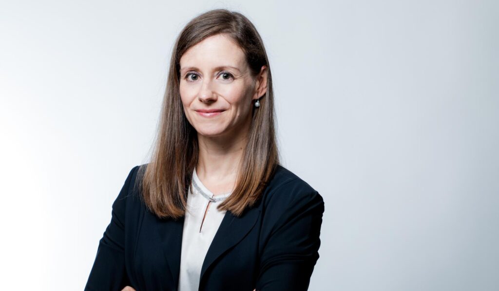 Prof. Julia Hartmann